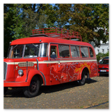 Der legendäre Opel Blitz von Kurt Pfeil brachte die französischen Gäste zum Festakt der Postmeilensäule.